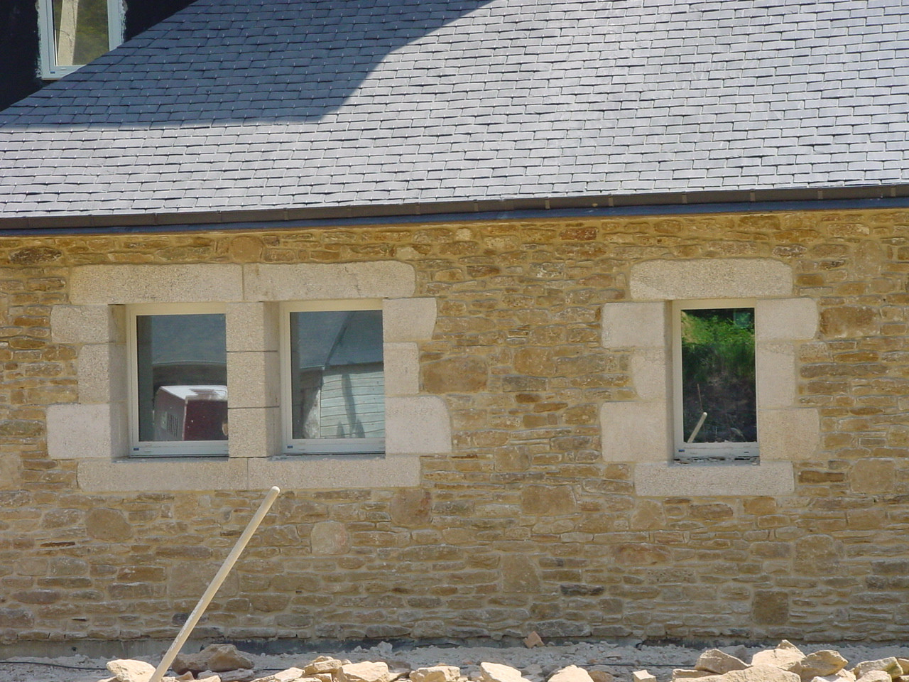 Meneau en granit beige