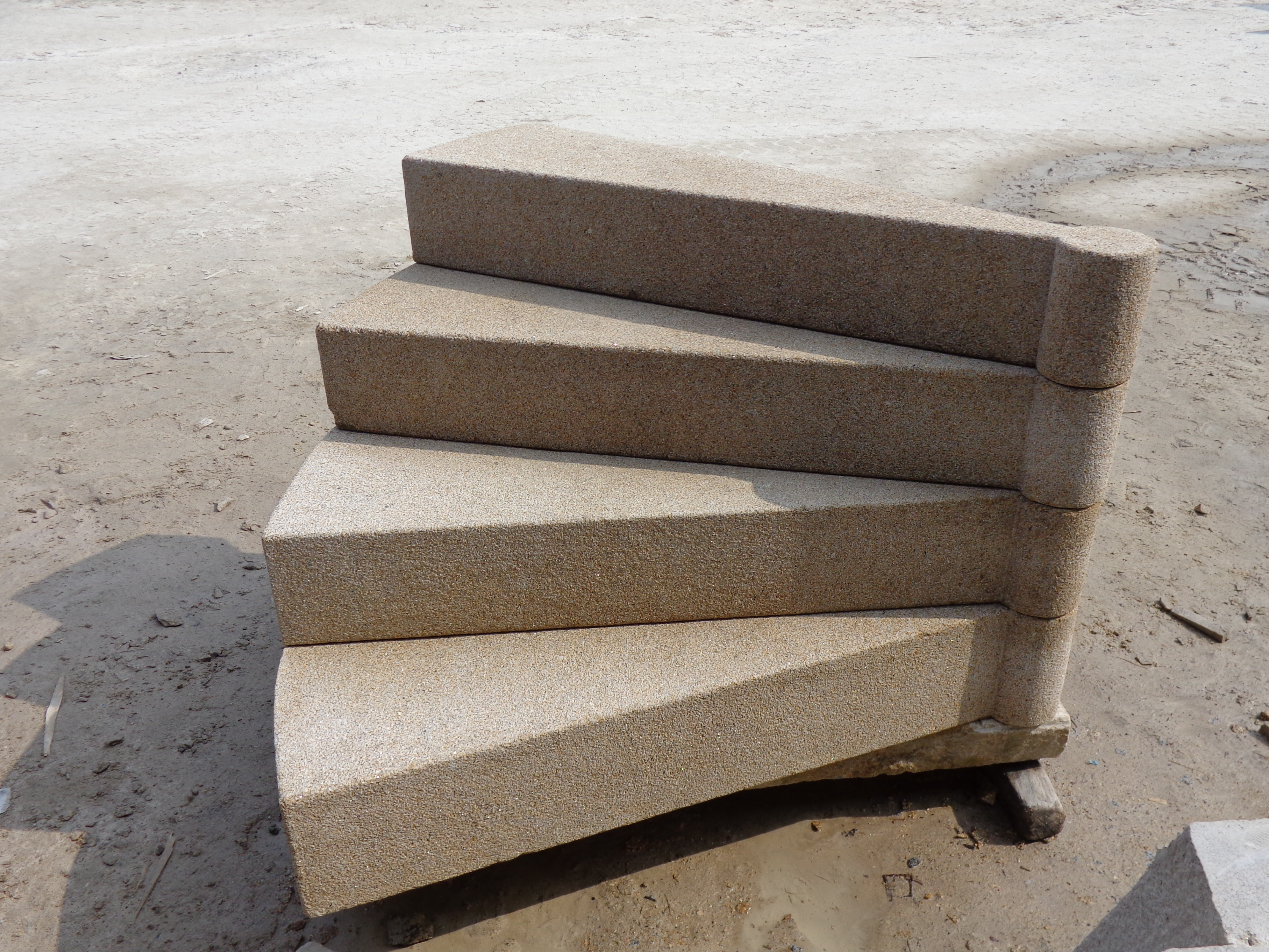 Marches balancées avec noyau central