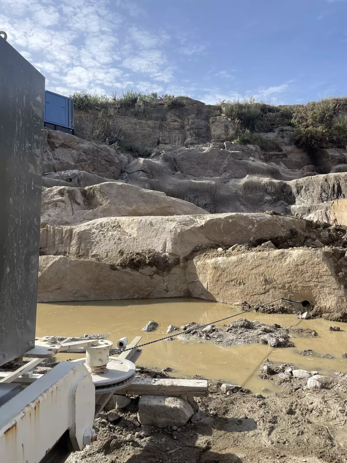Extraction au fil de la carrière de Saint-Samson