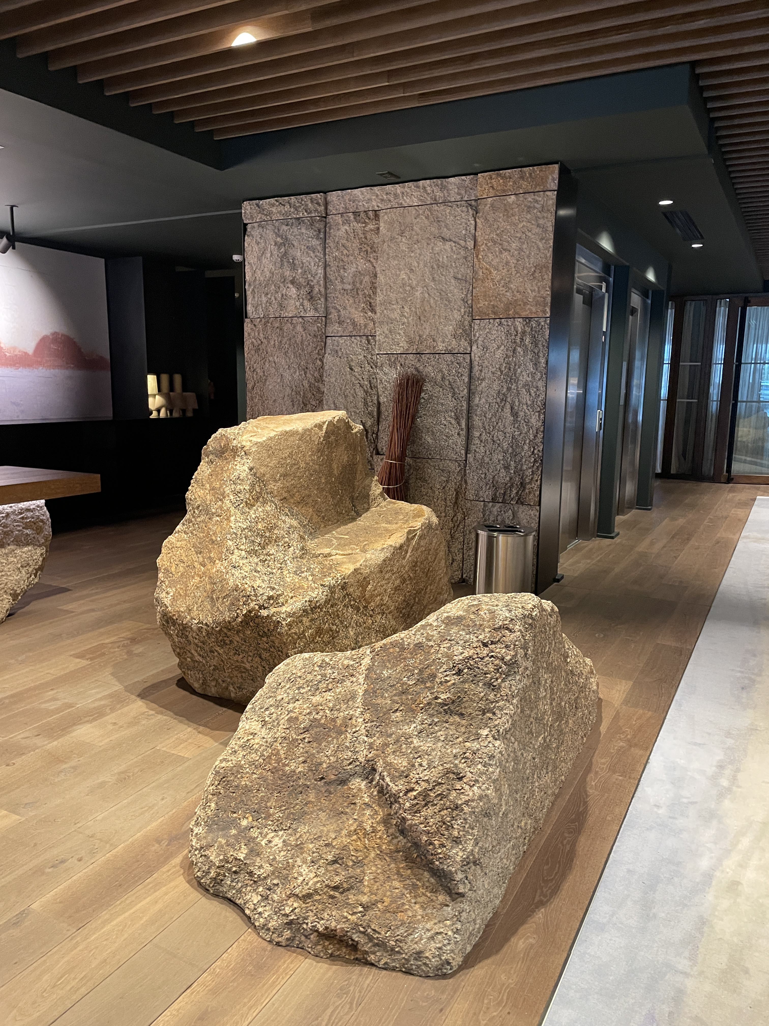 Enrochement intérieur en granit