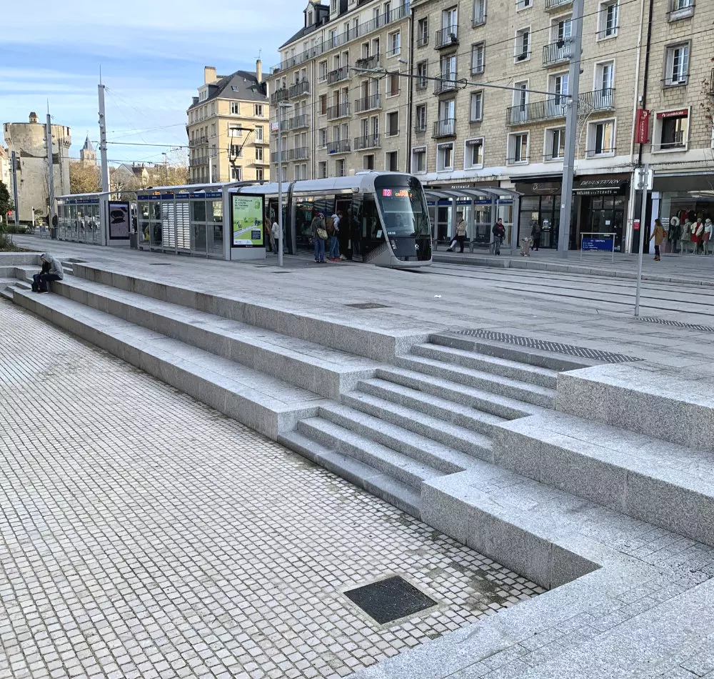 Photo extérieur escalier place